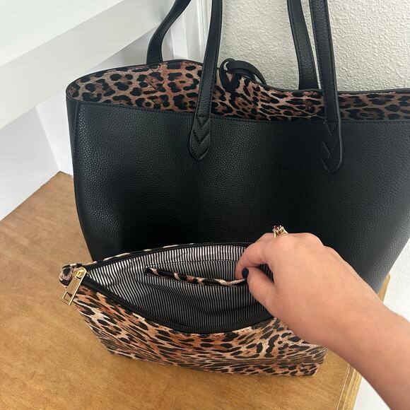 Black & leopard print inside Faux Leather Carry-all slouchy bag + two small bags - Picture 3 of 10